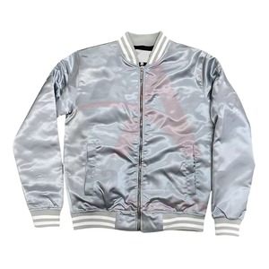 Venta al por mayor de lana de alta calidad de seda de los hombres de satén chaqueta de béisbol Varsity Plus Size Winter Letterman logotipo personalizado bordado bolsillo - Product Image 5