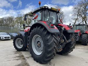 รถแทรกเตอร์ฟาร์ม Massey Ferguson 8740S ปี 2023 มือสอง รถแทรกเตอร์ล้อยางสำหรับงานเกษตร ห้องโดยสารแบบปิด แรงยึดเกาะสูง เหมาะสำหรับงานภาคสนาม - Product Image 3