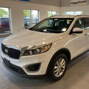 Kia Sorento LX 2016 - Product Image 1