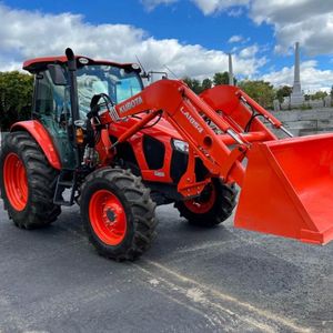 Tracteur Kubota 71HP M7060 pas cher avec chargeur frontal, haute performance, 4 roues motrices, pour machines agricoles, fabriqué en Thaïlande - Product Image 4