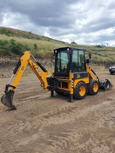 รถแบคโฮขนาดเล็ก JCB 1CX ใช้งานน้อย |   รถตักขนาดกะทัดรัดน้ำหนักใช้งาน 2800 กก. |   รถขุดขนาดเล็กขับเคลื่อน 4 ล้อ ระบบไฮโดรสแตติก - Product Image 2