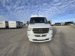 Fournisseur vérifié pour camping-car d'occasion 2021 A-i-r-s-t-r-e-a-ms Inter state 24 GT 4x4 Classe B - Diesel - Product Image 2