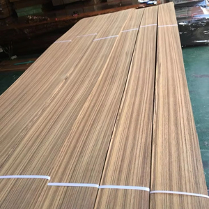 Tablero de madera contrachapada Gurjan Core resistente a la humedad Uso industrial Madera contrachapada Gurjan Core - Product Image 1