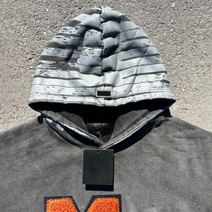 Sudadera con capucha mezclada algodón para hombre estilo distress efecto lavado ácido logotipo bordado chenilla personalizado - Product Image 2