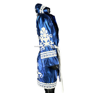 Bata de Boxeo Elite Personalizada para la Noche de Combate, Transpirable, con Capucha, Estilo Atlético - Product Image 2