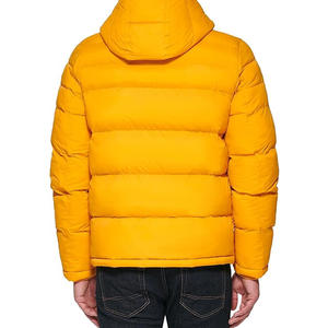 Veste matelassée d'hiver pour homme, de qualité supérieure, style urbain, à capuche et col montant, respirante, avec logo frontal, en nylon/polyester, vente en gros - Product Image 2