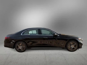 เมอร์เซเดส-เบนซ์ อี-คลาส อี 450 4MATIC ปี 2025 พร้อมระบบมิลด์ไฮบริด 48V มาตรฐาน และหน้าจอ MBUX Superscreen รุ่นใหม่ - Product Image 4