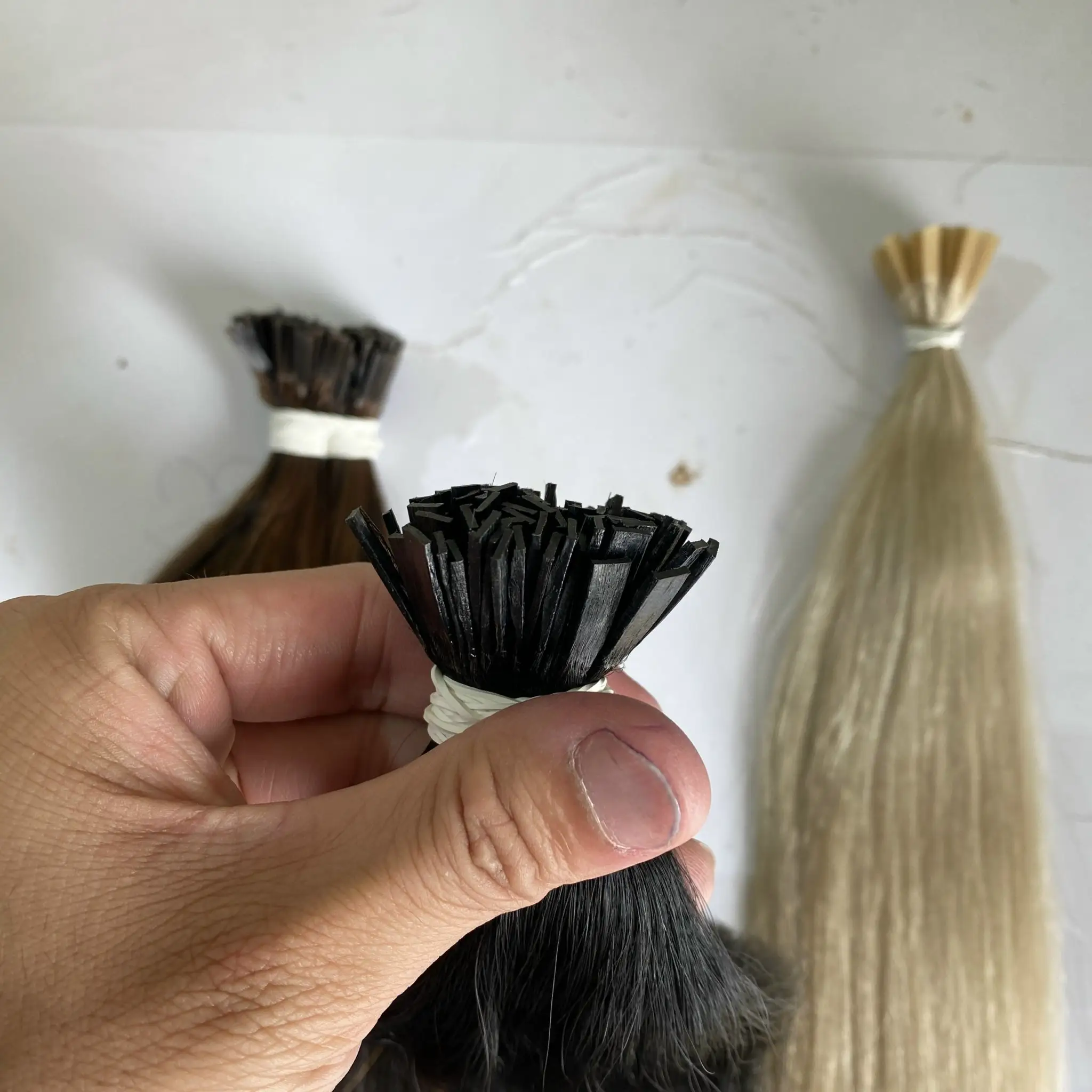 Colore personalizzato Pre Bonded Keratin 100% fornitore di estensioni dei capelli umani Balayage Ombre Black # 1B Silver Flat Tip Hair Vietnam