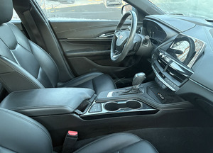 CADI-LLAC CT4 LUXURY 2022 PRÊT À ÊTRE EXPÉDIÉ - Product Image 2