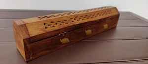 Quemador de incienso de madera estilo árabe con logotipo personalizado Mubkhar Bakhoor y quemador de carbón Shisha al por mayor - Product Image 3