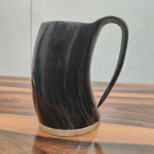 Artisanat naturel écologique Véritable tasse de corne à boire Viking Style ange sculpté poli et naturel - Product Image 5