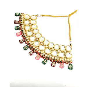 Ensemble de bijoux en acier inoxydable plaqué or 18 carats, serti de pierres Kundan multicolores et perlé, pour mariages et bijoux de mariée - Product Image 3