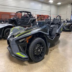 NUEVO ORIGINAL Polariiss Slingshots SLR Precio de Venta Sugerido por el Fabricante en EE. UU. Tracción en las 3 Ruedas - Product Image 2