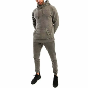 Taille et design personnalisés pour les vêtements de sport de gymnastique pour hommes, ensemble de survêtement deux pièces avec écussons de détresse pour l'hiver - Product Image 1