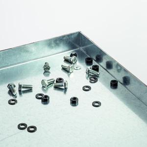 โต๊ะทำงานอุตสาหกรรมยี่ห้อ Usag พร้อมตู้เก็บเครื่องมือแบบเหล็กแผ่น - Product Image 3