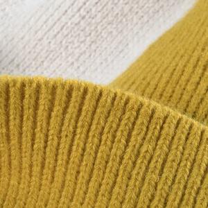Gorros de Jacquard de moda en punto suave y cómodo con diseños de moda para ropa de calle de invierno y looks de clima frío todos los días - Product Image 5