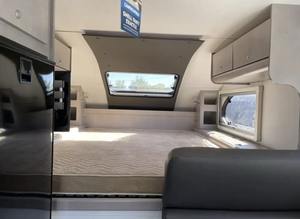 Remolque de Caravana Mini RV 4x4 Moderno y Ligero de Vanguardia, Tipo Pop-Up, para Viajes y Campamentos, en Venta - Product Image 5