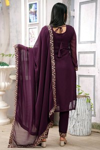 TV Serial Actrice Style Festive Spécial Faux Georgette Tissu Col Rond Haut-Bas Salwar Kameez Avec Ensemble Dupatta Assorti - Product Image 6