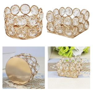 Bougeoir en T doré avec perles de cristal Design de chandelier élégant pour la maison, le salon et la décoration de table de Noël - Product Image 3