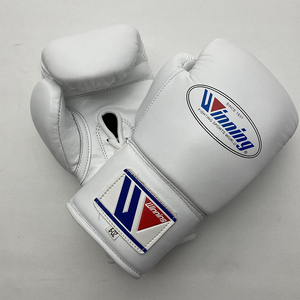 Guantes de boxeo al por mayor para principiantes, costuras duraderas y muñequeras adicionales para mayor seguridad - Product Image 1