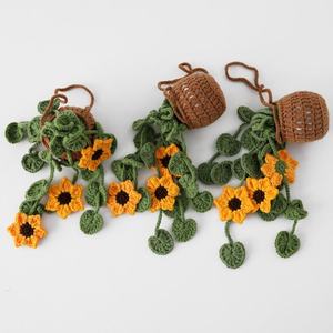 Nuevo colgante de girasol de ganchillo hecho a mano para decoración de espejo retrovisor de coche y cesta colgante transfronteriza - Product Image 5