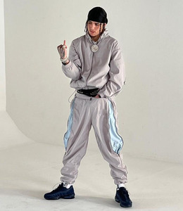 Men <b>Jogger</b> Set 2 Piece Set Patchwork Zip up Puff Track <b>Nylon</b> Jacket and Track Pants Custom <b>Nylon</b> Windbreaker Tracksuit Men Women - Product Image 4
