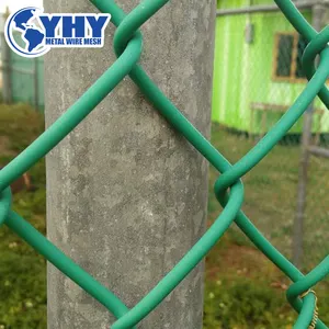 Valla de campo de fútbol con eslabón de cadena extraíble de PVC verde para estadio deportivo