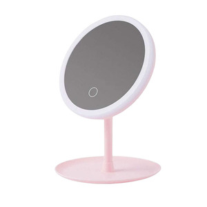 Miroir de maquillage LED rond Myrva avec support de bureau éclairé pour application de produits de beauté - Product Image 5