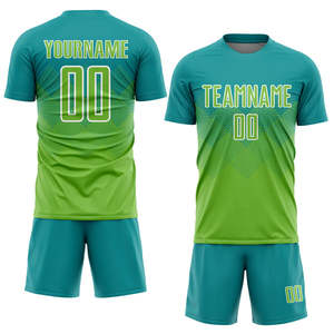 Fournisseur en gros d'uniformes de football avec sublimation maillot de football vêtements de football pour les camps d'entraînement et les compétitions de tournois - Product Image 1