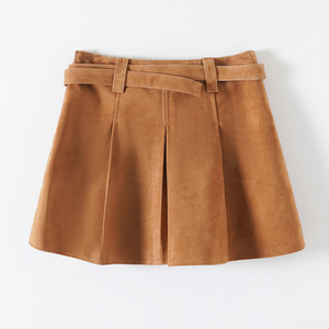 กระโปรงอัดจีบหนังกลับเอวสูงสำหรับผู้หญิงดีไซน์ใหม่ฤดูร้อนพร้อมเข็มขัดหนังแกะหนังโลหะสไตล์สตรีทแวร์ - Product Image 3