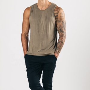 2024 personalizado de alta calidad transpirable hombres camiseta sin mangas sublimación impresa al por mayor - Product Image 6
