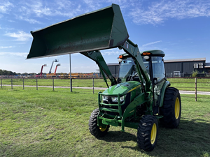 Tractores agrícolas John Deere 7230R del año 2011 en venta - Product Image 6