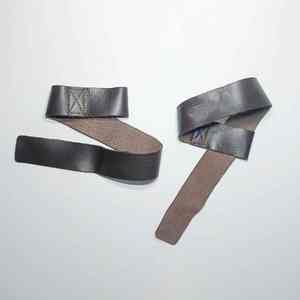 สายรัดข้อมือหนังปรับได้สำหรับยกน้ำหนัก ออกกำลังกาย น้ำหนักเบา ยืดหยุ่นสูง ใช้ในยิม ลดราคาจากโรงงาน - Product Image 4