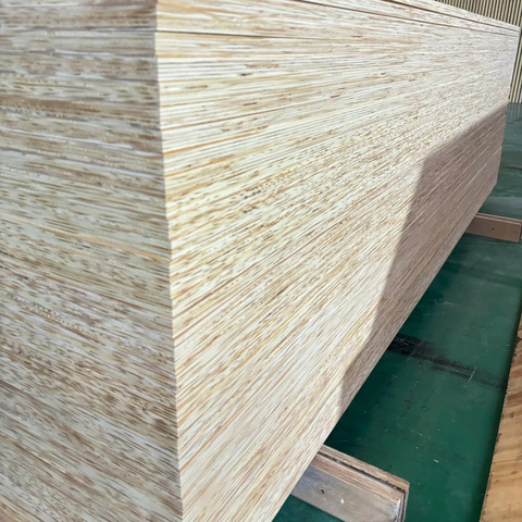 AA Grade 9/12/15/18Mm Pine Plywood Eco-Friendly Long-Lasting Shuttering at Low Price Vietnamese Supplier Factory Manufacture