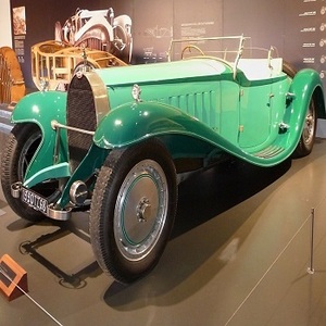 Véhicules d'occasion et neufs consomment moins de carburant Hyper Car Sports cars Bugatti Royale - Product Image 5