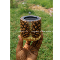 Brûleur de Bakhoor en Bois de Santal Fait Main Élégant, Écologique, Durable, Porte-Encens Bio pour Majlis, Cadeau Religieux, Décoration Aromatique