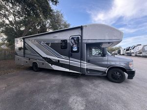 Autocaravana Todoterreno 4x4 de Lujo, Camper para 4 Personas con Refrigerador, Una Habitación, Emisión Euro 5, en Venta - Product Image 4