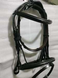 Bride de course de chevaux en cuir réglable de qualité supérieure avec des licous solides et durables pour l'équitation et les chevaux de course - Product Image 4
