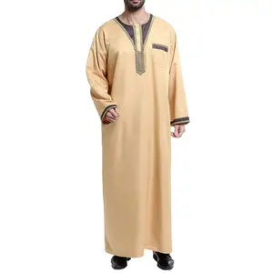 Ropa islámica musulmana tradicional árabe de buen precio de alta calidad 2024 Dubai Kaftan marroquí Thobes hombres transpirable