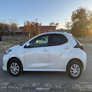 Toyotaa yariss เทอร์โบดีเซลอัตโนมัติ2014-2025ยาง R18เบาะหนังควบคุมความเร็วขึ้นแร็คหลังคาโลหะรถมือสอง - Product Image 2