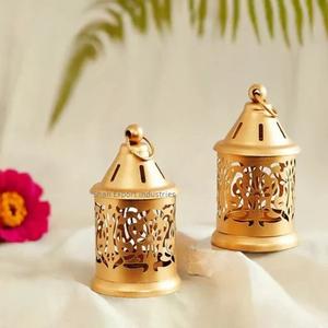 Handicrafts Golden Color Iron Metal <b>Mini</b> Candle <b>Lanterns</b> for Weddings and Events Decoration Durable Hanging <b>Lanterns</b> - Product Image 3