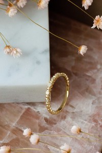 Bague de fiançailles empilable en or blanc massif 10 carats coupe ronde diamant cultivé en laboratoire - Product Image 3
