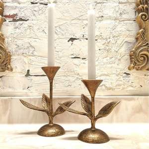 Porte-bougie rustique à fleurs, thème jardin, centre de table de mariage, bougeoir à bougie conique, artisanat en métal peint à la main, support de bougie créatif - Product Image 4