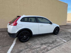 Volvo C30 T5 1.0 Hatchback 2008, 2 Puertas, Volante a la Izquierda, Asientos de Cuero, 8 Bolsas de Aire, Euro III, Cámara Trasera, Techo Solar, LED, Auto Usado - Product Image 2