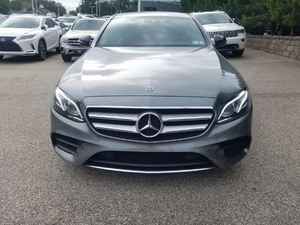 Nuevo MERCEDES BENZ E300 AMG TUBOR 2022 con Cámara Trasera 360, Capacidad de Carga 31-40T, Emisión Diésel/GAS, Automático - Product Image 2