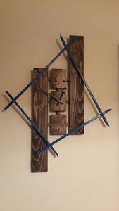 TOOL CUSTOMIZED WOODEN WALL CLOCK FOR ELEGANT HOME DECOR MODERN Bamboo Body with Natural Rosh for Wedding Occasions - Product Image 3