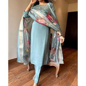 Nuevo y Elegante Traje Tradicional Indio de 3 Piezas con Estampado en Relieve, Salwar Kameez Recto, para Fiestas, con Tela de Rayón Slub - Product Image 1
