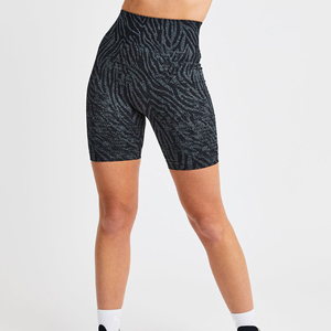 Moda sin costuras mujer verano Butt Lift Shorts logotipo personalizado nuevo Scrunch Butt entrenamiento gimnasio Yoga pantalones cortos para mujeres - Product Image 1