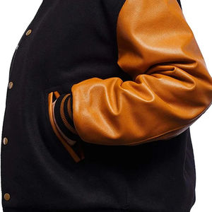 Chaqueta Universitaria Personalizada OEM 2026 con Logotipo, Mangas de Cuero Genuino, Parches de Chenilla, Bordado, Chaqueta Universitaria Corta para Mujer - Product Image 3