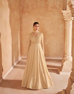 Nuevo vestido bordado Heavy Look Real Georgette Chikankari con Dupatta a precio mayorista - Product Image 1